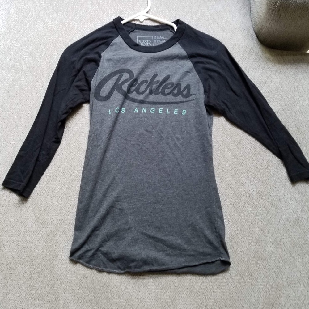 Reckless baseball tee - size XS